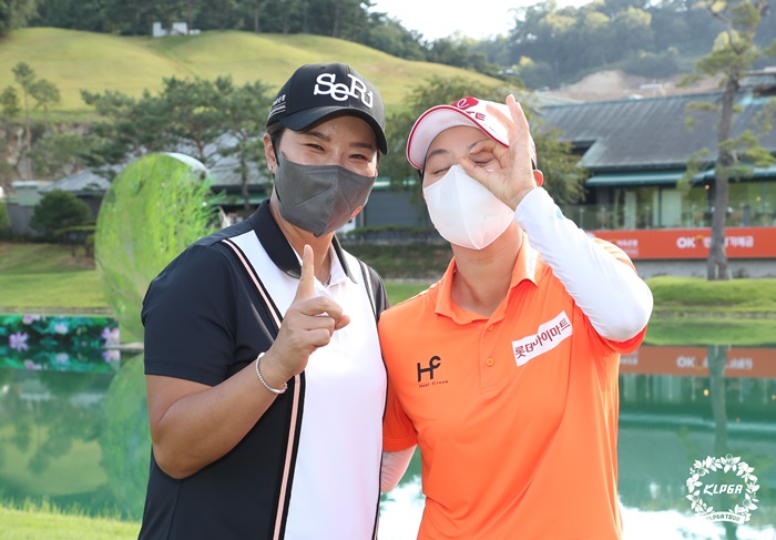 박세리(왼쪽)와 김효주(오른쪽)